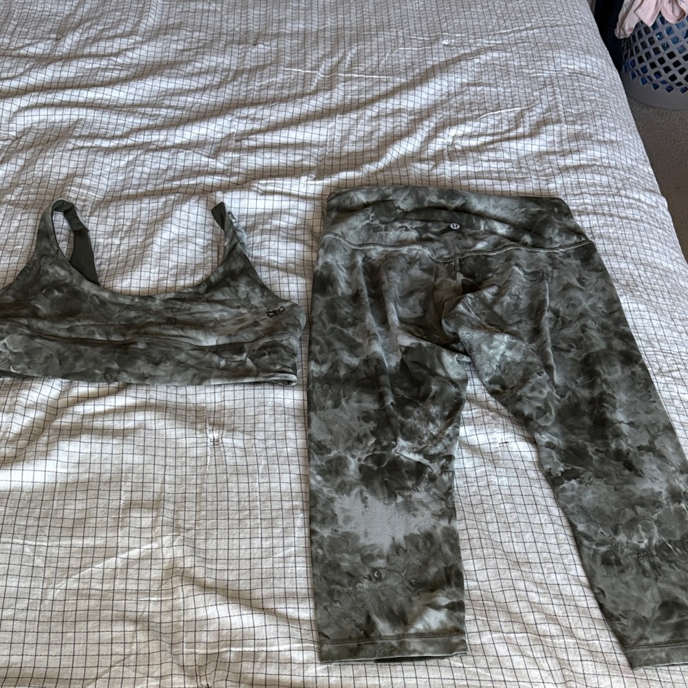 lululemon athletica Olive Tie-Dye Sports Bra and Leggings